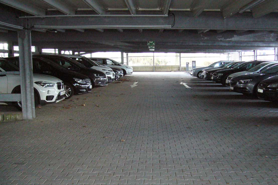 Parkplatzbild von APS - Park and Shuttle