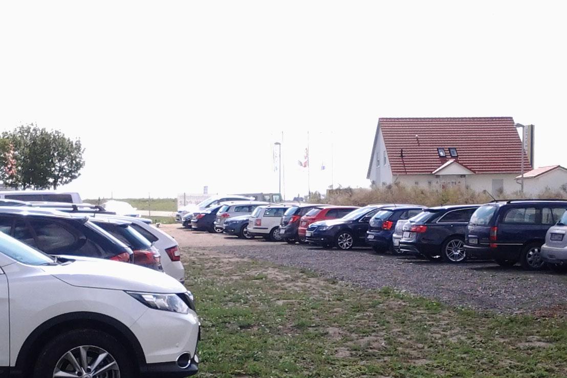 Parkplatzbild von Parken Pelz Außenparkplatz
